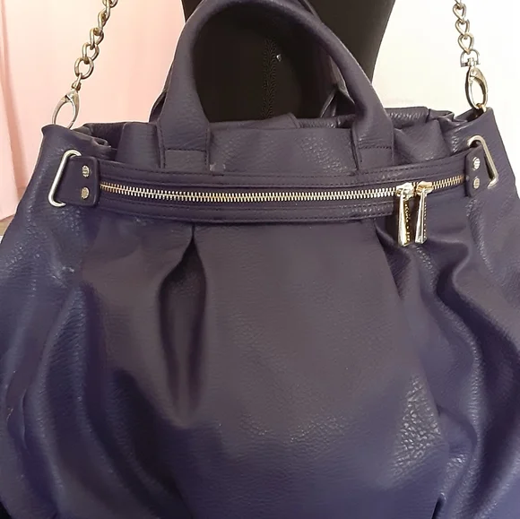 Olive and Joy Purple Handbag Like New Hobo - Picture 8 of 10